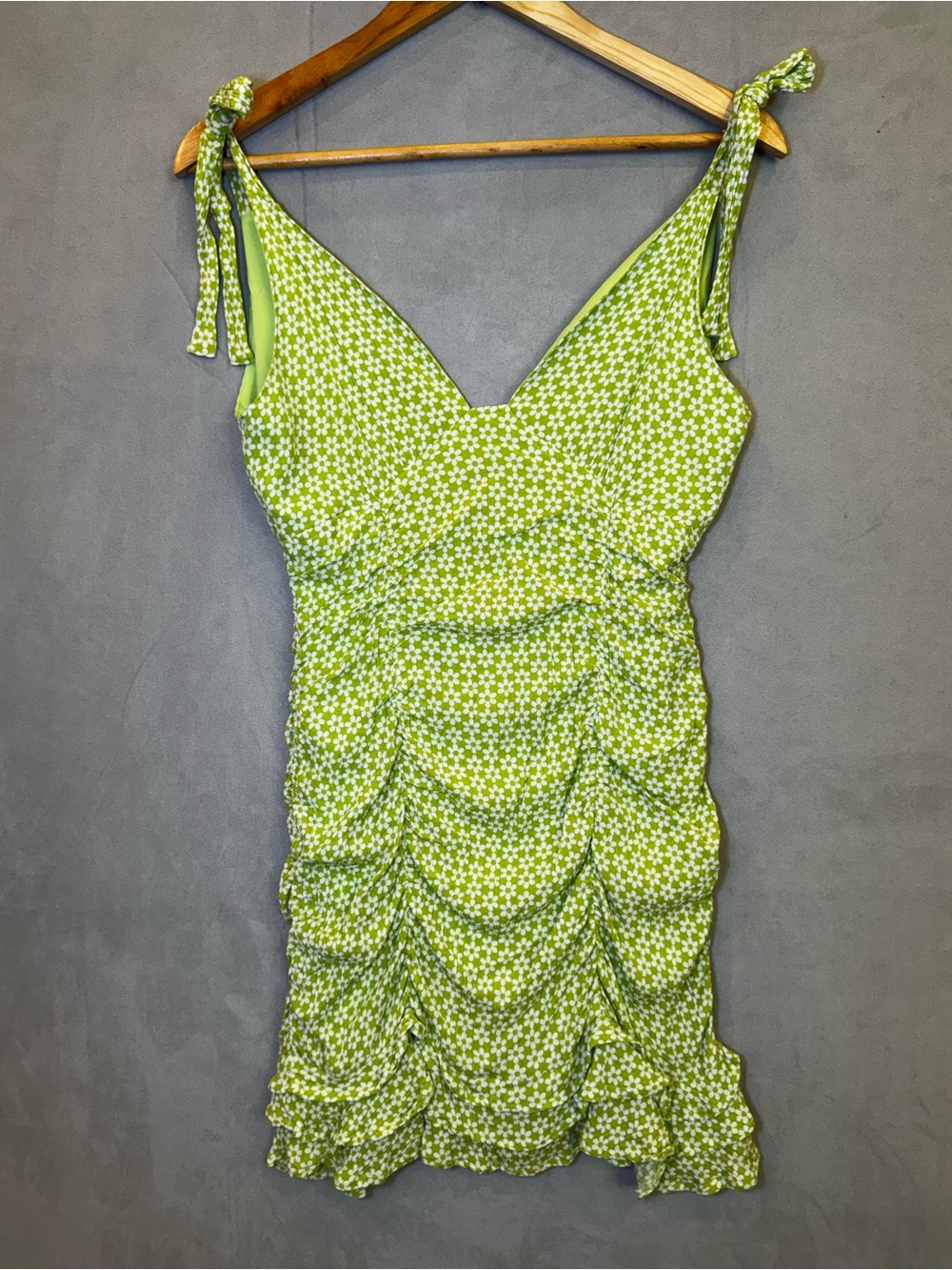 Sky to Moon Green Floral Mini Dress Women’s M Ruched Tie Strap Ruffle Y2K